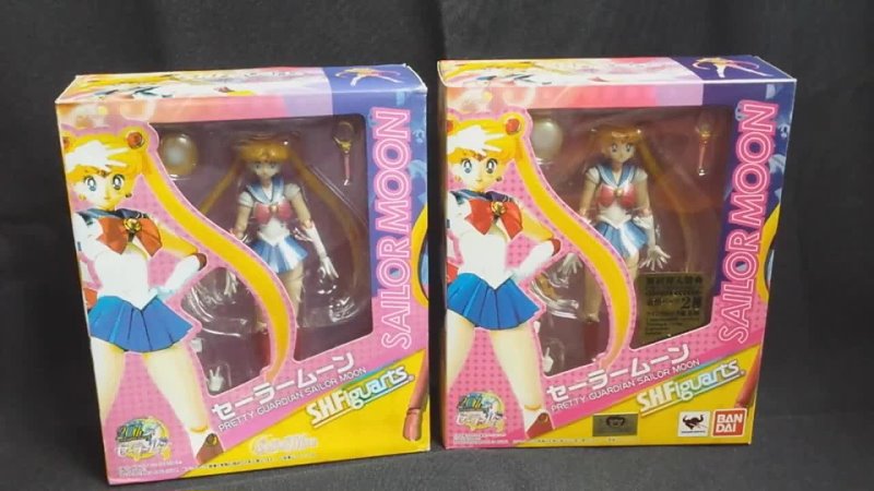 Sailor Moon Bootleg Fake ( Chinese Version) x Original ( Japanese