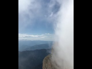 Восхождение на Тхач, полный проход по нему и спуск занял несколько часов.