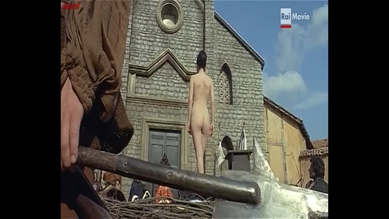 Edwige Fenech - Quando le Donne Si Chiamavano Madonne (1972)