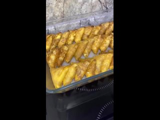 Тонкие, красивые налистники, которые просто тают во рту 🥞 ⠀ Без муки, с очень нежной творожной начинкой. ⠀... (видео)