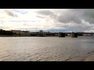 Октябрьская набережная