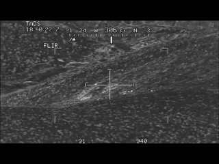 Два вертолёта Apache уничтожают терористов