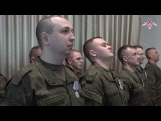 Каждый из вас настоящий герой    Замглавы российского военного ведомства вручил государственные награды военнослужащим,... (видео)