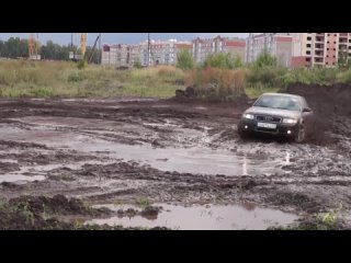 Audi A4( quattro) на бездорожье (отрывок из теста)