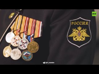 🙏🏻 Сестра-анестезист участвовала более чем в 500 операциях, в которых не потеряли ни одного раненого бойца.   ... (видео)