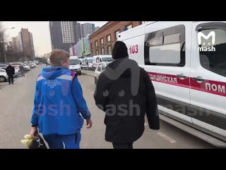 Золотистый стафилококк мог стать причиной массового отравления в хостеле на юге Москвы. Об этом Mash рассказал... (видео)