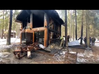 В Сосновском районе пожарные МЧС России успешно ликвидировали возгорание на базе отдыха. Сообщение о пожаре в... (видео)