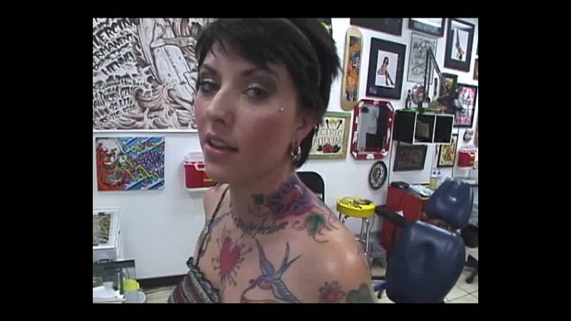 Sexy Suicide Girl Gets Tattooed Absolute Tattoo San