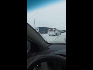 Потому что там колейность большая и колея глубокая - Василий Творогов