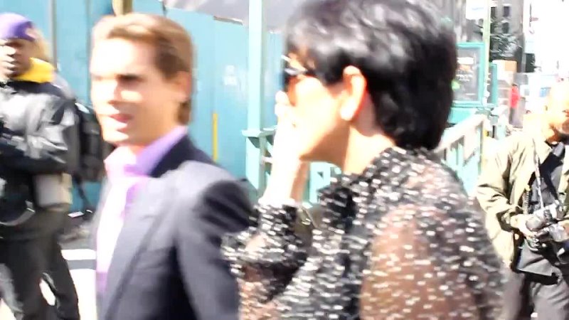 Kim Kardashian Mom Kris Jenner & Kourtney 's Boyfriend Walking NYC Streets