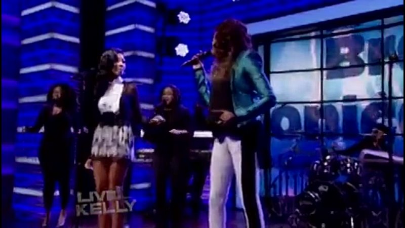 Brandy and Monica Perform on LIVE with