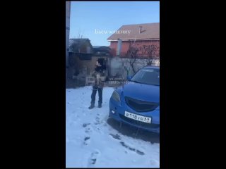 В Таганроге появились школьники, которые разрушают чужие автомобили ради лайков    Все свои похождения они снимали на... (видео)