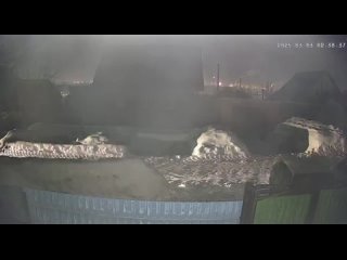 В Уфе глубокой ночью раздались взрывы на одном из заводов. Предположительно, что около часа назад случилась атака БПЛА.... (видео)