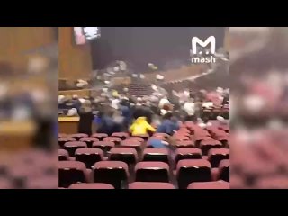 Пострадавшая в теракте в "Крокусе" москвичка теперь всегда носит с собой записку на случай смерти. В ней — адрес и... (видео)