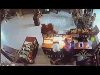 В Подольске мужчина напал на работниц храма и украл у нее деньги.   35-летний приезжий из Свердловской области... (видео)