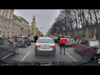 Уважение таксисту! Молодец! - Вова Романенко