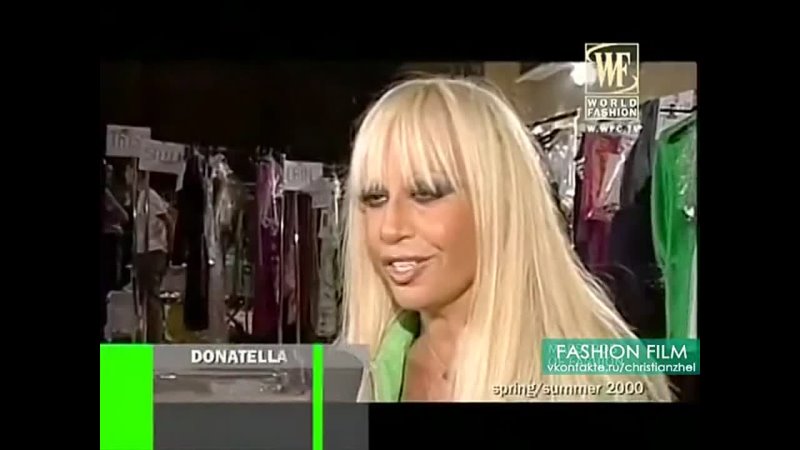 Donatella Versace: Sexy Elegance