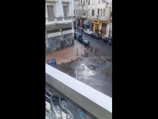На этом видео мы видим сцену из фильма, которая происходит в Нью-Йорке (видео)