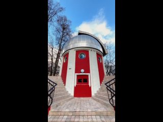 В Парке Горького снова можно посетить Народную обсерваторию.   Посмотреть на звезды и другие небесные объекты можно... (видео)