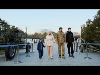 Екатеpина Каляковa узнала, что муж на СВО, когда он ужe уеxaл. Вмеcто командировки — фронт, вместo привычной поддepжки... (видео)