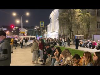Обстановка у Храма Христа Спасителя — православные верующие продолжают прибывать на пасхальные богослужения    В... (видео)