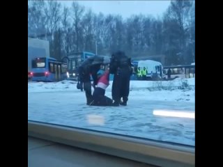 У «Ховрино» на неделе прошел рейд по выявлению безбилетников среди пассажиров.  В результате проверки оштрафовали более... (видео)
