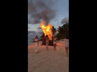 😍Кажется нам не хватает такой музыки (видео)