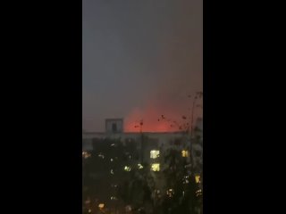 ⚡ В многоэтажке на юго-западе Москвы прогремел взрыв: что об этом известно    ▪ МЧС сообщает, что на улице Генерала... (видео)