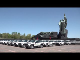 🚑 Медучреждениям ДНР передали 65 санитарных автомобилей.     Первичная медицинская помощь жителям городов и сел... (видео)