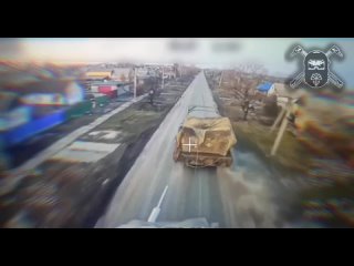 🔥 Поражение вражеского танка Leopard   Данный немецкий подарок украинским нацистам был обнаружен на рубеже... (видео)