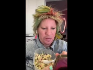 100% ТОЧНО, такие здесь и воняютСутками в комментах + БЕЗГРАМОТНЫЕ в корень и беззубые ещё 💩☠🆘⛔ - Есения Ларсэн