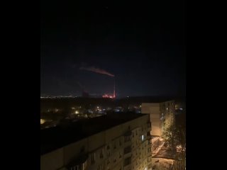 🔥 Удар по ТЭЦ-5 в Харьковской области    После прилёта полностью остановлена работа 3-го энергоблока, повреждены... (видео)