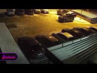 Во Владимире мужчина вывалился с балкона 18-го этажа и остался жив    Жители ЖК «Факел» ночью испугались «неопознанного... (видео)