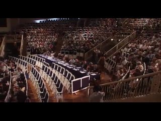 П. И. Чайковский. Вариации на тему рококо для виолончели с оркестром, соч. 33, игр. Э.Моро (Франция)