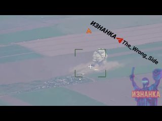 🚀💥 «Искандер» поразил две американские РСЗО HIMARS    На кадрах нанесение ракетного удара ОТРК "Искандер" сразу по... (видео)