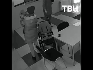 Случайная встреча спасла жизнь ребенка  Веселый детский смех вдруг сменился на полную тишину, когда безобидное... (видео)