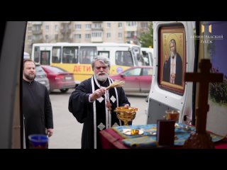В Ленобласти микроавтобус переделали в передвижную часовню и отправили на СВО. Старенький Fiat Ducato с надписью «Спаси... (видео)