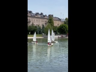 Как проходит благотворительная  регата в парке Черное озеро Трансляция от нашего фотографа (видео)