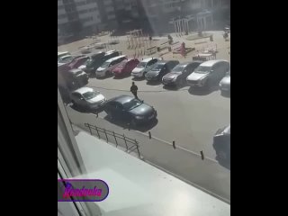В Иркутске два лихача-бородача развязали перестрелку во дворе из-за дорожной ссоры    На востоке Иркутска 2... (видео)