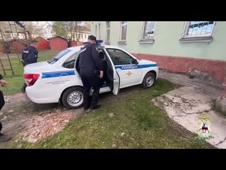 Полиция нашла 19-летнюю участницу скандала в Ветлуге, которая ради видео жестоко избила прохожего. Девушка сбежала из... (видео)
