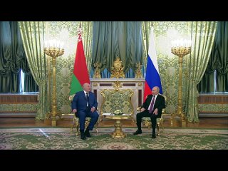 Переговоры Владимира Путина и Александра Лукашенко начались в Кремле. Что уже сказали лидеры:    Путин:    — Отношения... (видео)