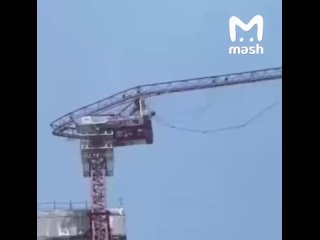 Землетрясение в Мьянме стало самым крупным за столетнюю историю страны. В столице и крупных городах объявили режим ЧС,... (видео)