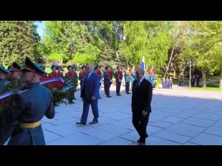 В преддверии 80-летия Победы Путин и Лукашенко почтили память защитников Сталинграда.    Президенты России и Белоруссии... (видео)