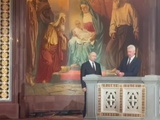 Путин прибыл в Храм Христа Спасителя на пасхальную службу    Владимир Путин в Пасхальную ночь, в ночь пасхального... (видео)