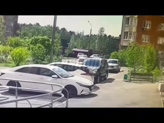 Момент взрыва авто в подмосковной Балашихе, в результате которого погиб замначальника ГОУ ГШ ВС РФ Ярослав Москалик   ... (видео)