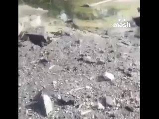 ВСУ ударили из РСЗО Himars по больнице в пгт Тёткино и полностью разрушили мост в селе Коренево Курской области. В... (видео)