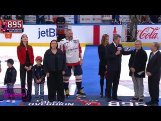 Матч «Нью-Йорк Айлендерс» — «Вашингтон Кэпиталз» остановили для торжественной церемонии в честь Овечкина   ... (видео)