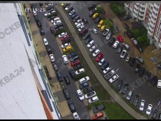 🚘Лобовое столкновение в подмосковном Путилкове: Lada ехала на большой скорости рядом с домом по Сходненской и влетела... (видео)