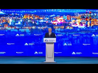 РФ нужен собственный торговый флот в Арктике — Путин    Россия должна вводить ледоколы нового поколения, усиливать свои... (видео)