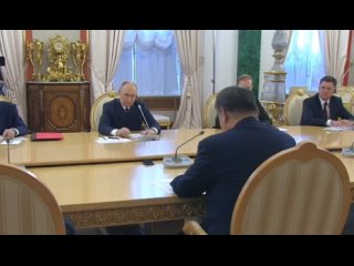 🇨🇳 Си Цзиньпин на встрече с Путиным заявил, что российские и китайские народы 80 лет назад ценой тяжелых потерь... (видео)